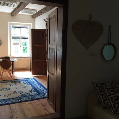 Apartman Schoene Altstadtwohnung Im Herzen Der Stadt *